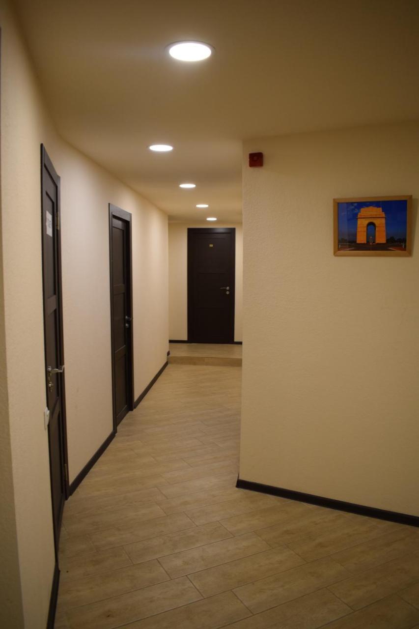 Hotel Shree Gopal Gayatri Lok Erevan Esterno foto
