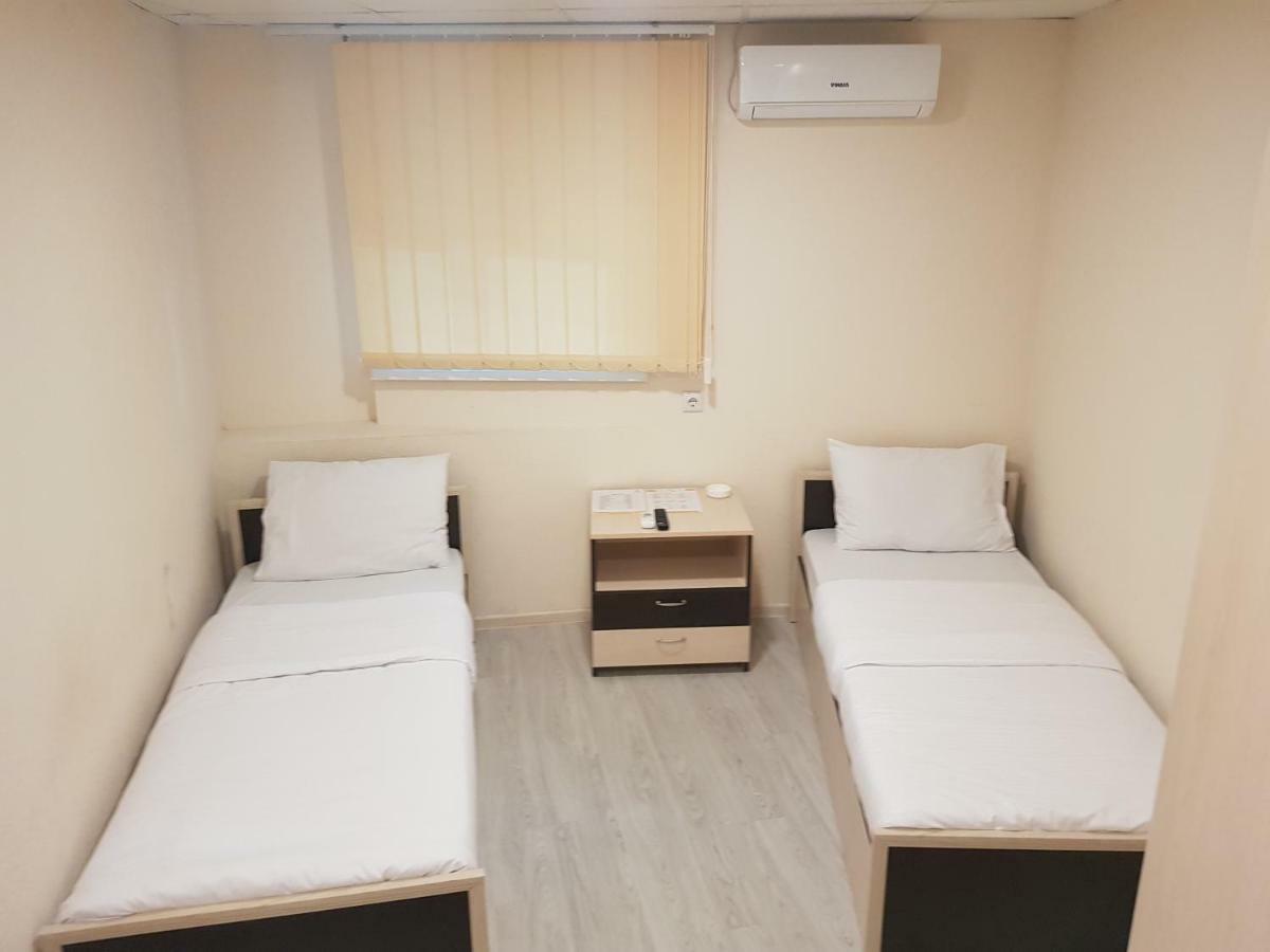 Hotel Shree Gopal Gayatri Lok Erevan Esterno foto